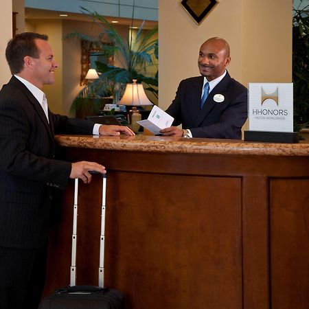 Embassy Suites By Hilton Sacramento Riverfront Promenade Interior photo